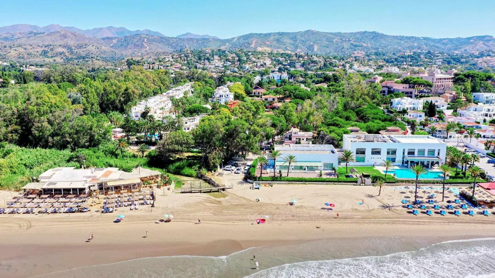 2045 Golden Beach Apartment Steps From The Sea Spain
